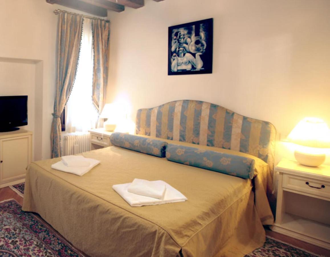 Furlani Apartments Венеция Екстериор снимка
