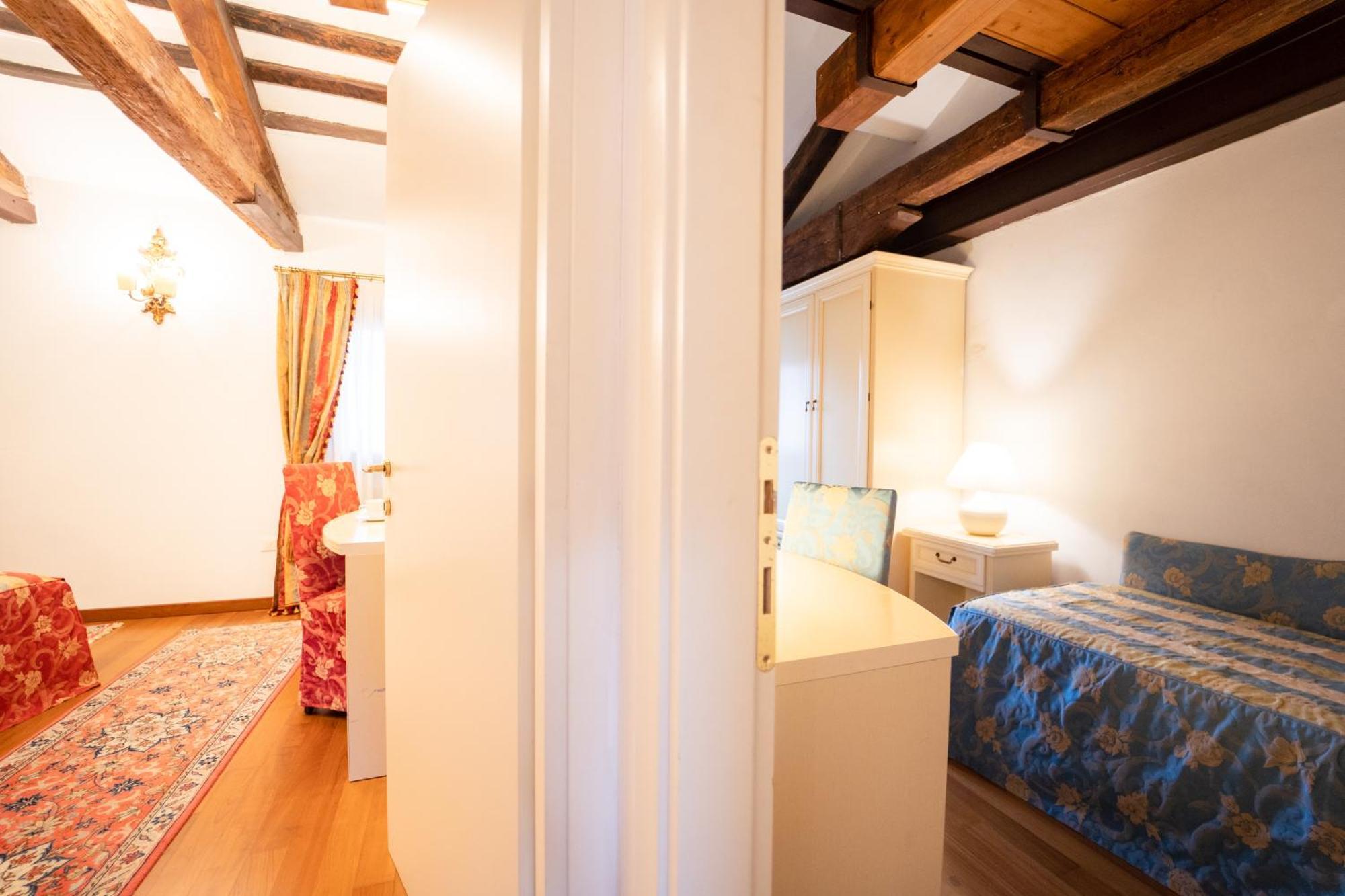 Furlani Apartments Венеция Екстериор снимка